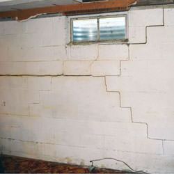 Bowing foundation walls in danger of failure in Slingerlands