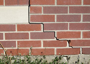 a foundation wall crack on a Hudson home.